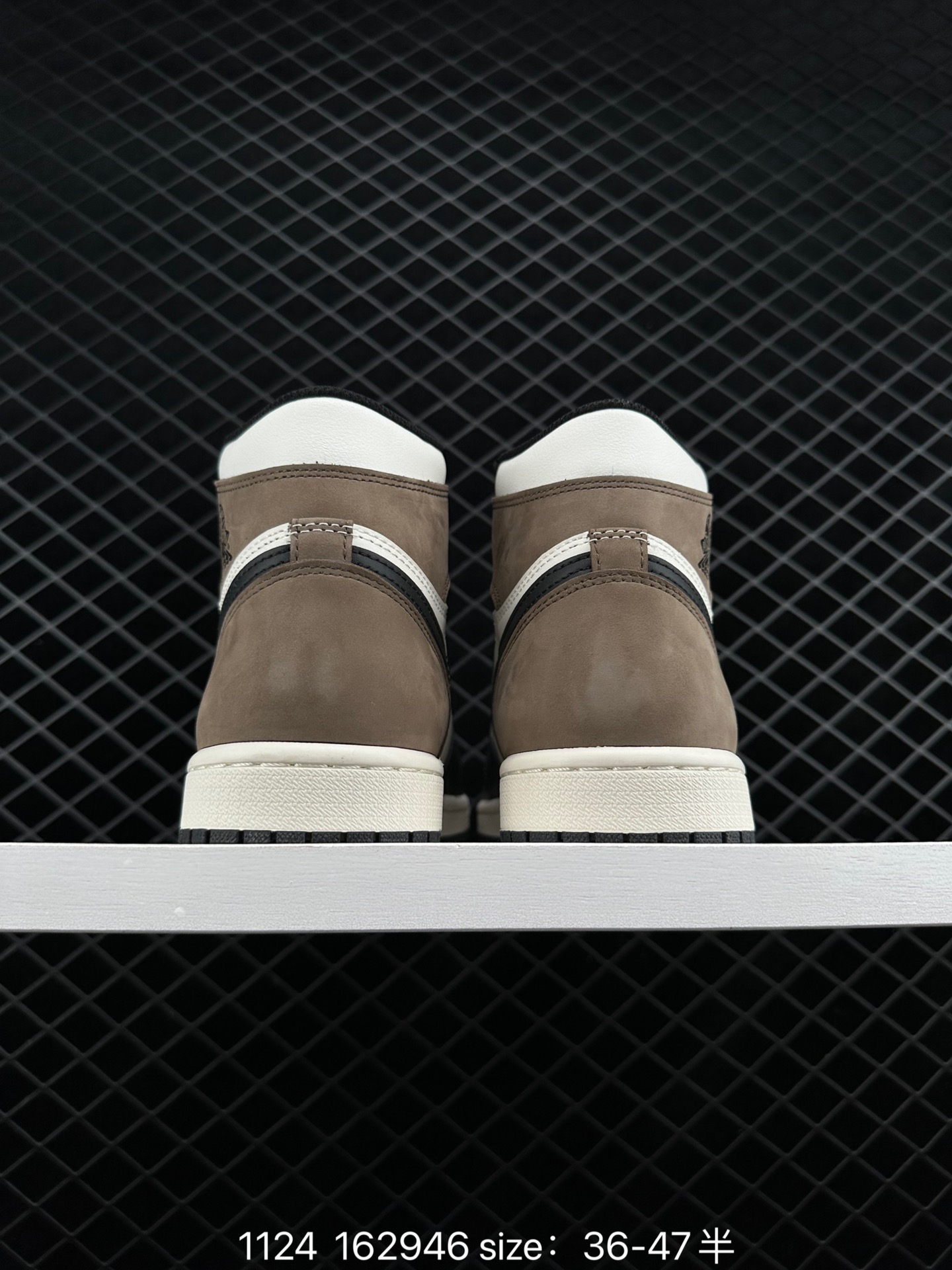 Nike Air Jordan 1 Retro High OG”Bred Toe“